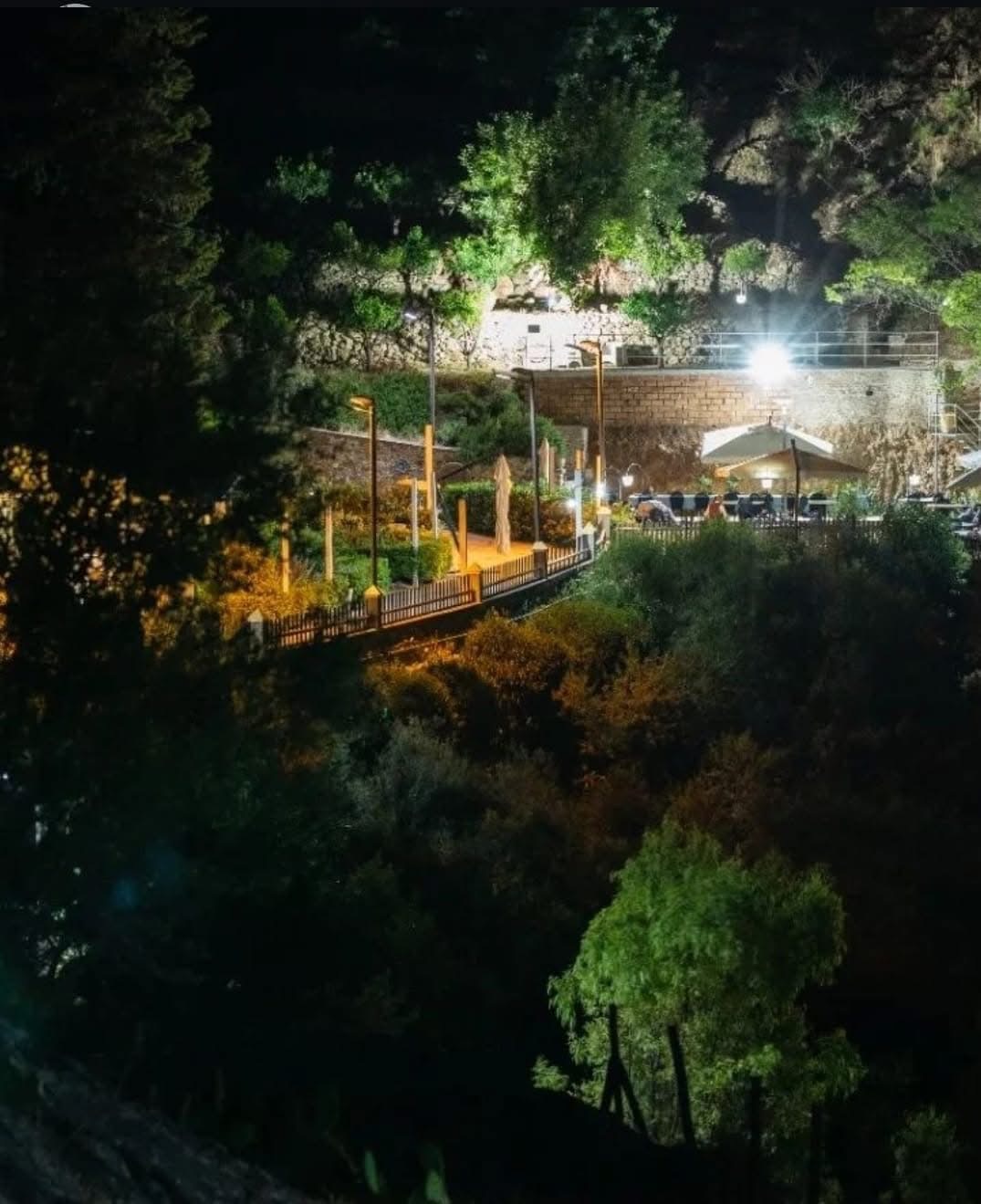 ristorante pizzeria con karaoke e intrattenimento Palermo