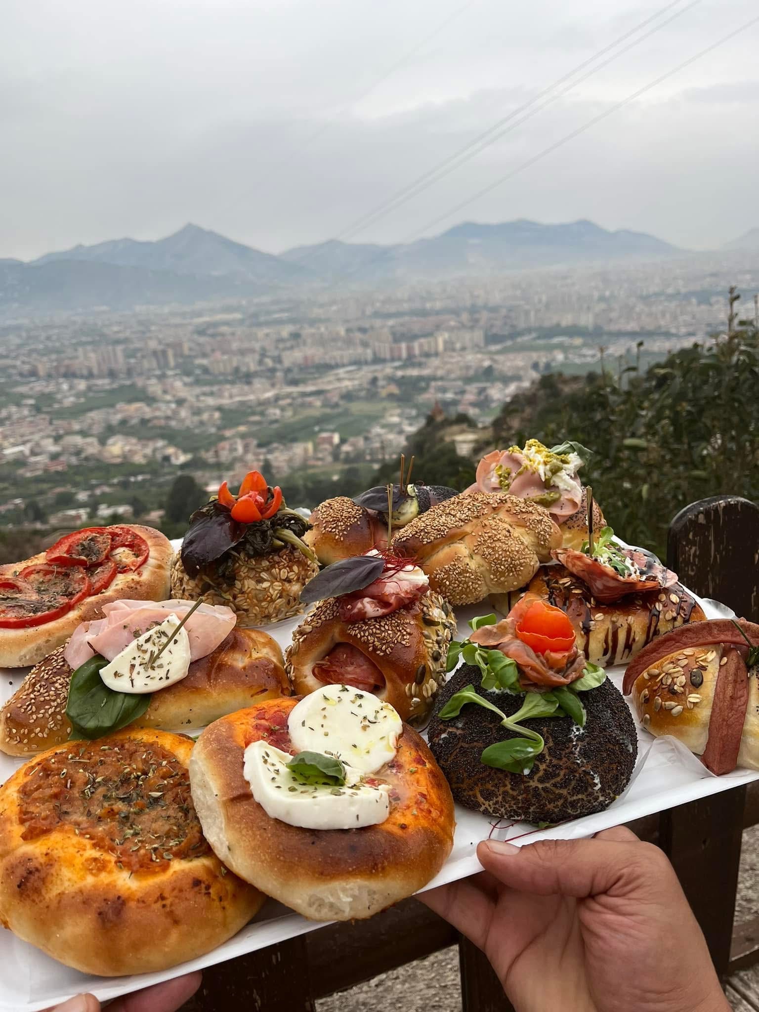 ristorante con prodotti tipici siciliani freschi a Palermo